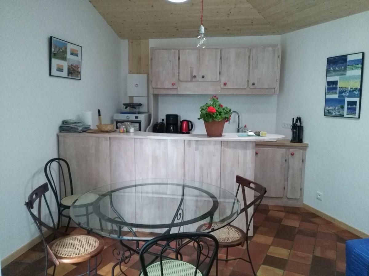 Bed and Breakfast Les Chênes Bleus à Sainte-Marie-de-Ré Extérieur photo