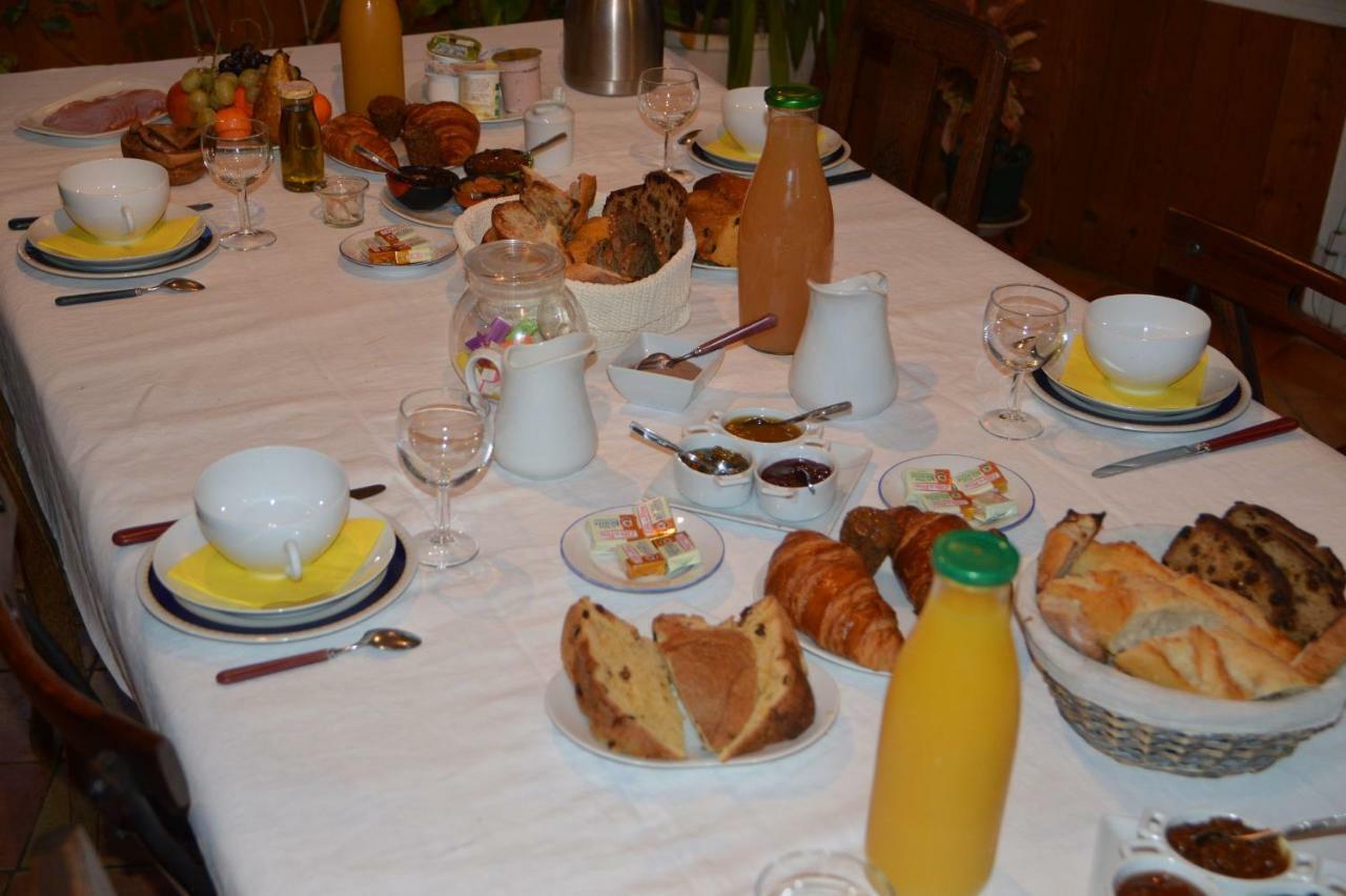 Bed and Breakfast Les Chênes Bleus à Sainte-Marie-de-Ré Extérieur photo